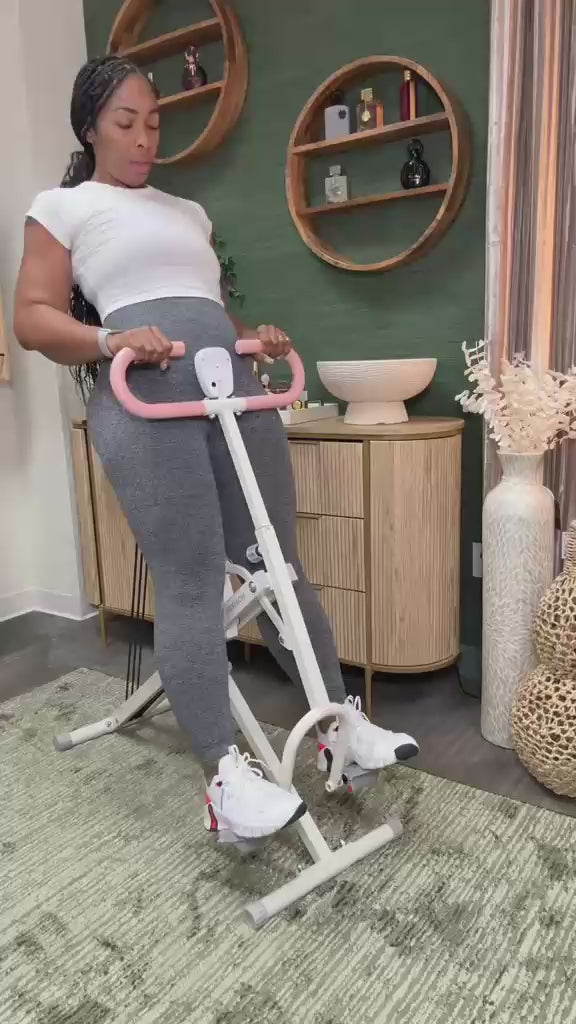 SQUAT MACHINE FOR GLUTES.